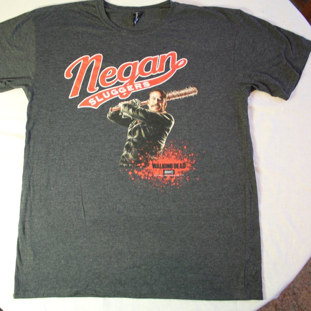 The walking dead lootcrate large negan slugger shirt large grey